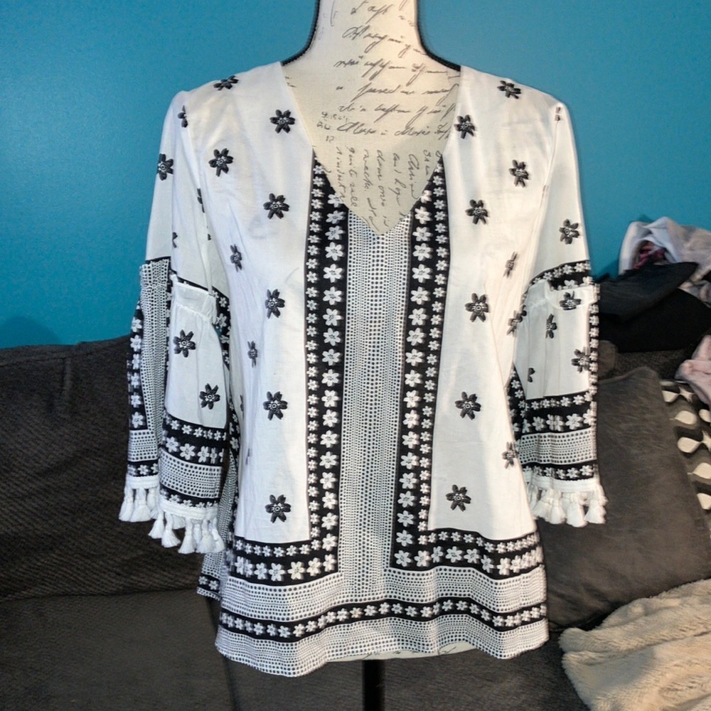 🎉4 for $20 Soho Lightweight Blouse, Medium
